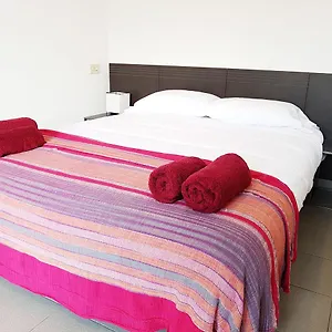 https://loft-placa-sant-josep.topcostabravahotels.com
